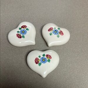 Floral Heart Accents - Cream with Blue and Pink Flowers